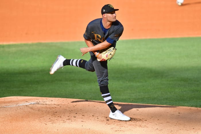 Shane McClanahan pitches.